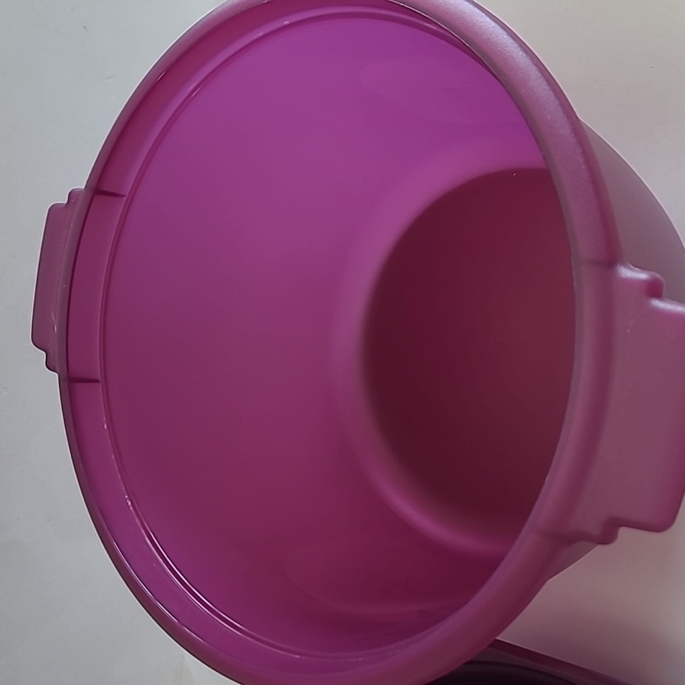 NWOB Tupperware Rice Cooker - Picture 7 of 13